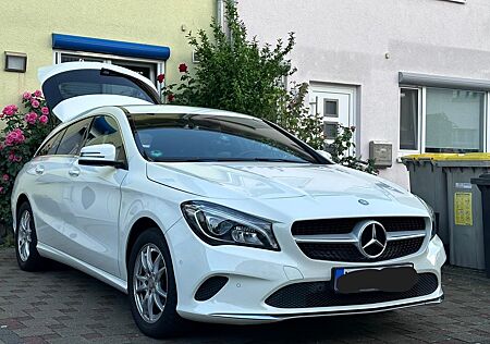 Mercedes-Benz CLA 180 BlueEFFICIENCY Edition Edition