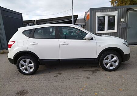 Nissan Qashqai 1.6 dCI Acenta+TÜV/05/2027+AHK+KLIMAAUTO