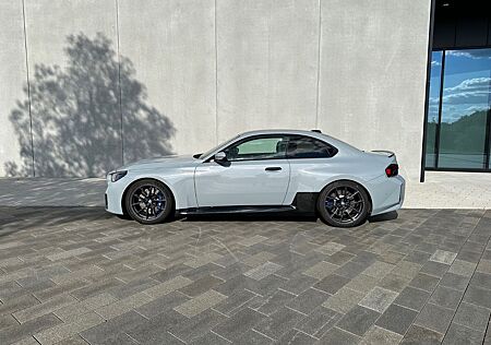 BMW M2 Coupé-Schalter-Carbon-Akrapovic uvm.