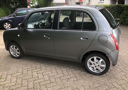Daihatsu Trevis