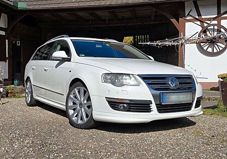 VW Passat Volkswagen Highline*R-Linex2*XEN*GSD*PDC*NAV*AHK*SHZ
