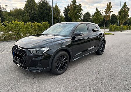 Audi A1 25 TFSI allstreet Interieur S Line