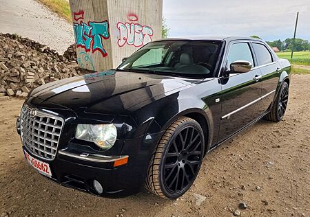 Chrysler 300C 2.7 V6+Leder+Klimaaut.+Xenon+Tempomat+PDC+