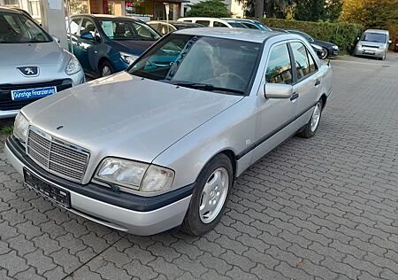 Mercedes-Benz C 280 Rost Frei Garagen wagen neu HU+AU