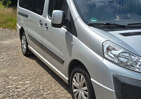 Citroën Jumpy 9 Sitzer , 2 Schiebetüren ,