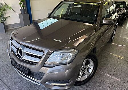 Mercedes-Benz GLK 220 CDI*4MATIC*AUTOM*SPORT*NAVI*TMP*SHZ*LEDE