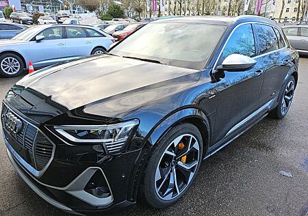 Audi e-tron S QUATTRO 21Z./PANO/MATRIX/360°/B&O/SHZ.