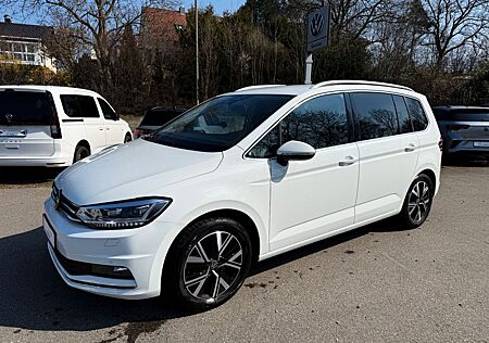 VW Touran Volkswagen Highline DSG AHK Kamera Navi LED VZE App
