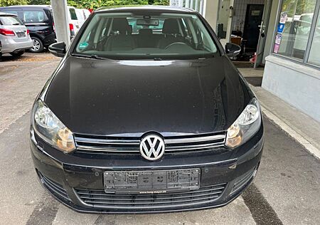 VW Golf Volkswagen VI Comfortline 1.8T / Klimaautom. / PDC
