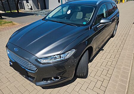 Ford Mondeo 2,0 TDCi 132kW Titanium Turn. PS. All...