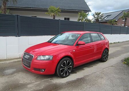 Audi A3 Sportback 2.0 TDI Bi-Xenon 17 Zoll SHZ Eu-4