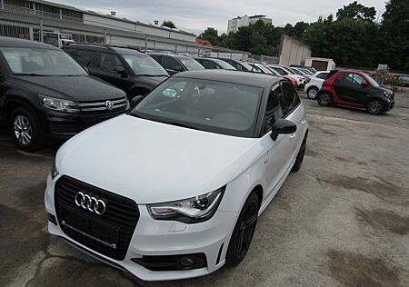 Audi A1 Sportback,S-LINE OPTIK,ALU,NAVI.