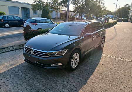 VW Passat Variant Volkswagen 2.0 TDI DSG Comfortline Varia...