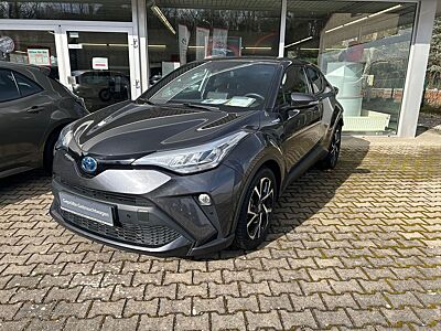 Toyota C-HR Hybrid Team D