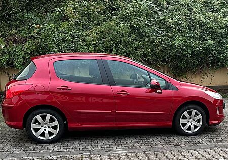 Peugeot 308 TÜV NEU 2 Hand Alufelgen Kamera