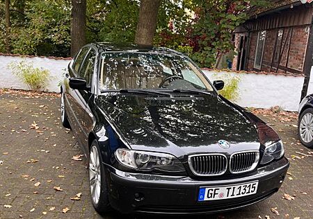 BMW 320i -
