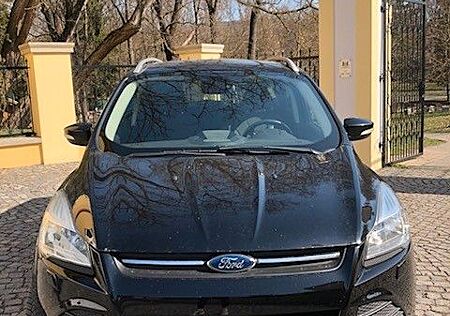 Ford Kuga 2,0 TDCi 2x4 110kW SYNC Edition SYNC Ed...