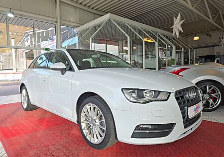 Audi A3 Sportback ultra SPORTFAHRWERK+PANO+NAVI+SHZ+