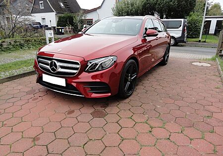 Mercedes-Benz E 400 T 4MATIC AMG Line, Coman. Kam, Pano, AHK