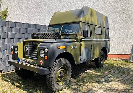 Land Rover Serie III 109 seltene Hochdach-Kleinserie dänischen Armee