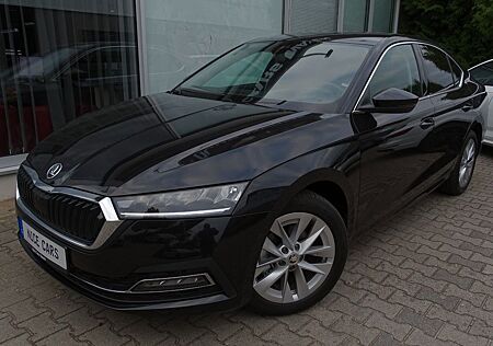Skoda Octavia Lim. Style*ACC*LINE+SIDE.ASS*AHK*HEAD-UP