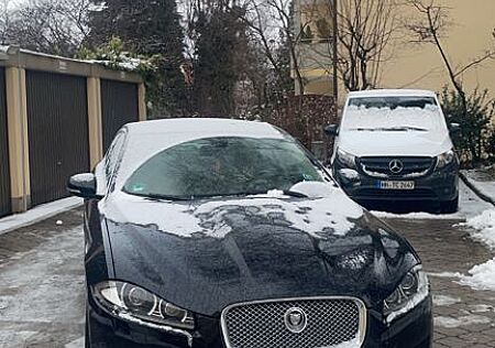 Jaguar XF 2.2 L Diesel -