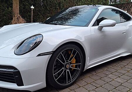 Porsche 992 Turbo S,Pano,Lift,Burmester,Innod,Sportabgas