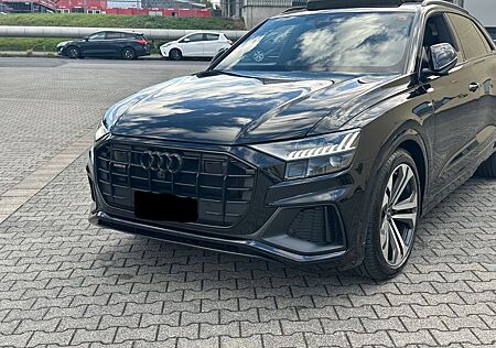 Audi Q8 50 TDI quattro tiptronic Matrix