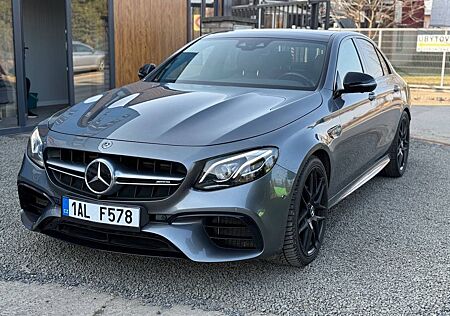Mercedes-Benz E 63 AMG Mercedes-AMG E 63 4MATIC+ Autom. Me...
