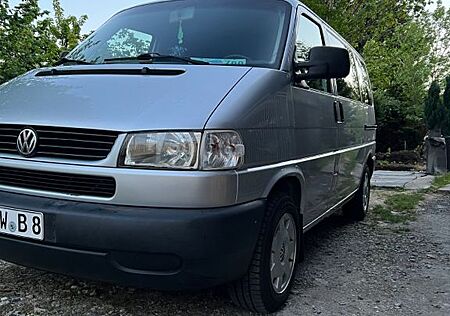 VW T4 Caravelle Volkswagen T4 2,5TDI 8Sitz 2xSch.Tür Klima Standheizung AHK
