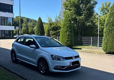 VW Polo Volkswagen 1.2 TSI 66kW BMT Highline Topzustand