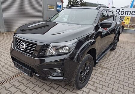 Nissan Navara NP300 N-Guard Double Cab 4x4