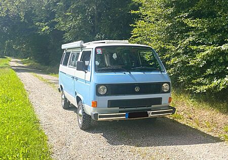 VW T3 Caravelle Volkswagen weiß-blau Oldtimer Camper