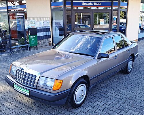 Mercedes-Benz E 230 1.Hand / H-Zulassung / Sammlungszustand /