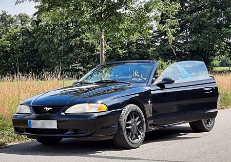 Ford Mustang IV Convertible