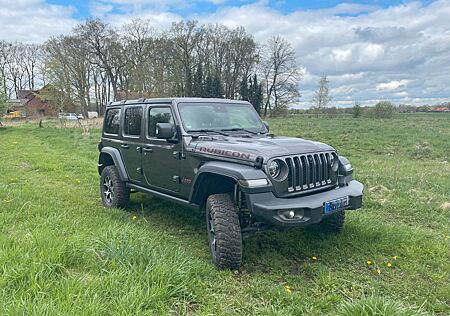 Jeep Wrangler JLU Rubicon, RE Suspension, Hohlraum...