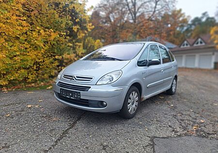Citroën Xsara Picasso 2.0 16V Exclusive Autom.