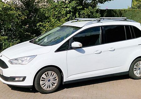 Ford Grand C-Max 1,0 EcoBoost 74kW Cool & Connect...