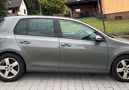 VW Golf Volkswagen 1.6 TDI Team