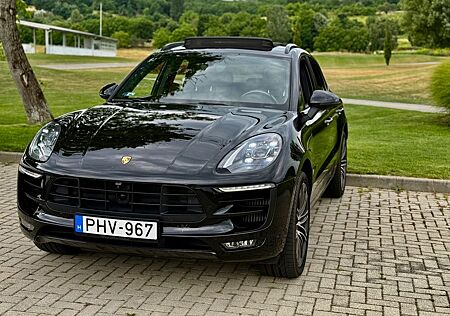 Porsche Macan GTS