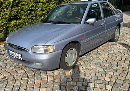 Ford Escort 1.6i 16V Flair Flair