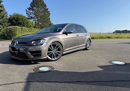 VW Golf Volkswagen 2.0 TSI DSG 4MOTION BMT R R
