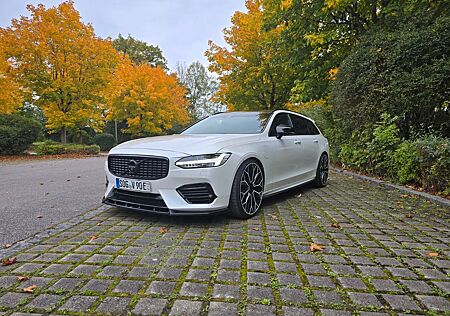 Volvo V90 T8 Twin Engine AWD R-Design 360° KW Heico
