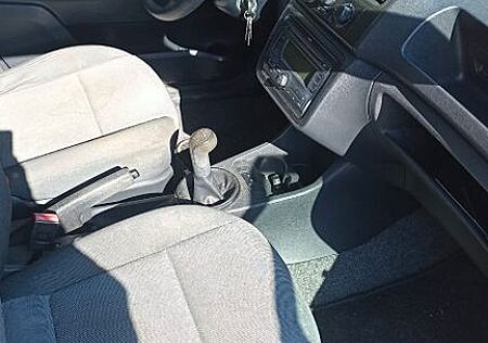 Skoda Fabia Combi 1.4l Ambiente Ambiente