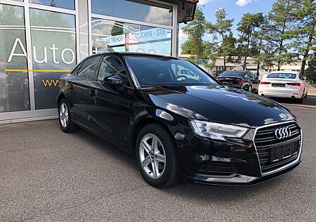 Audi A3 1.4 TFSI Lim. S tronic ultra *NAVI*XENON*