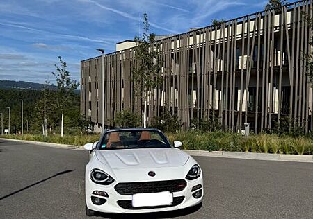 Fiat 124 Spider Lusso Sondermodell Leder HU NEU