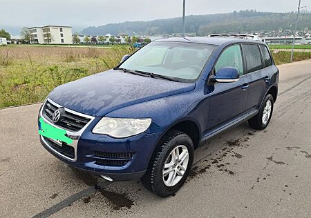 VW Touareg Volkswagen 3.0 V6 TDI -