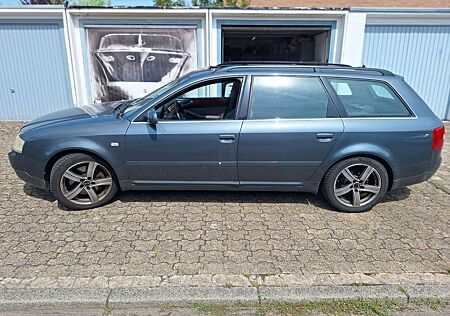 Audi A6 3.0 tiptronic quattro Avant -