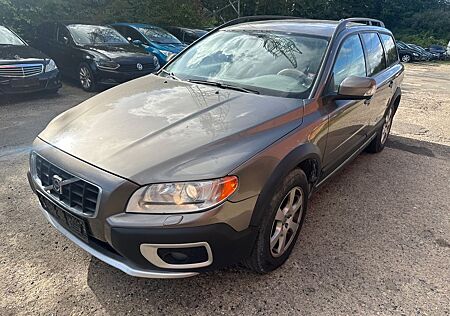 Volvo XC 70 XC70 Momentum AWD 2.4 Two Seats