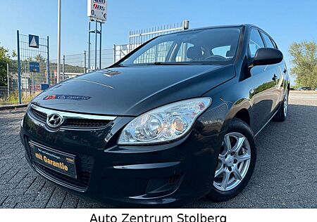Hyundai i30 Classic 1.6L Diesel KLIMA-ALUS-TÜV NEU